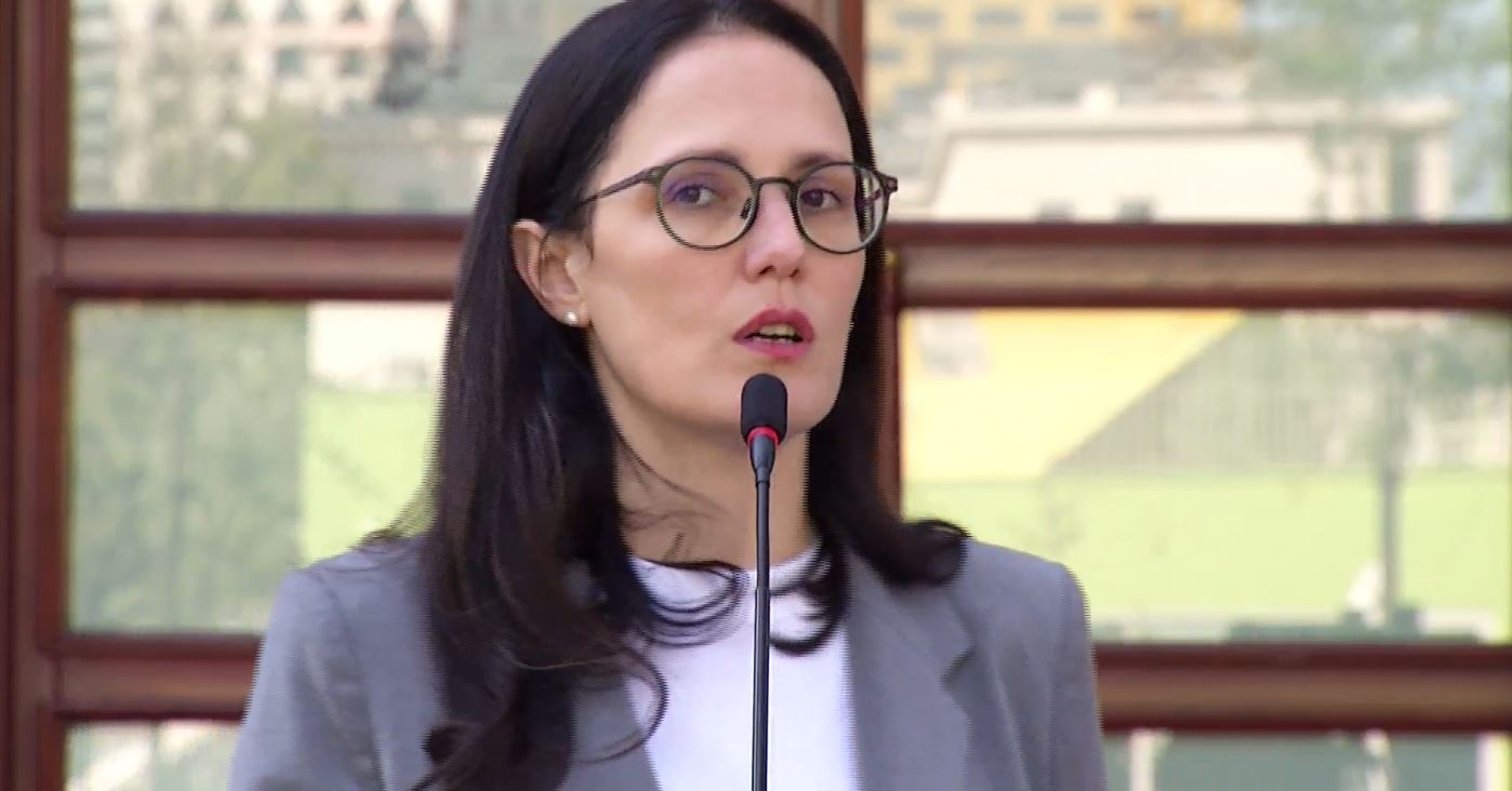 Janë rritur vetëm çmimet e perimeve dhe karburanteve/ Ministrja Ibrahimaj: Do subvencionojmë të gjitha shtresat në nevojë dhe me të ardhura të ulëta