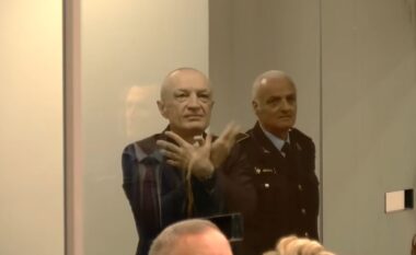 FOTO/ Ilir Meta shfaqet për herë të parë në publik që pas arrestimit