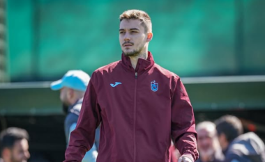 Te Trabzonspori ëndërrojnë titullin, vijnë lajme të mira për Ernest Muçin