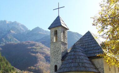 “Porta e Alpeve”/ BIRN: Qeveria hedh 100 milionë euro në Shkodër para zgjedhjeve lokale