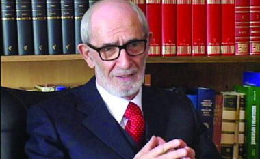 E trishtë/ Ndahet nga jeta në moshën 89-vjeçare akademiku Rexhep Qosja