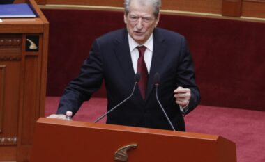 Berisha: Balluku, noterja e vjedhjeve të Ramës është sot me mandat, GJK ka vendosur dy herë për heqjen e imunitetit të Olta Xhaçkës, por ajo s’preket se është e familjes