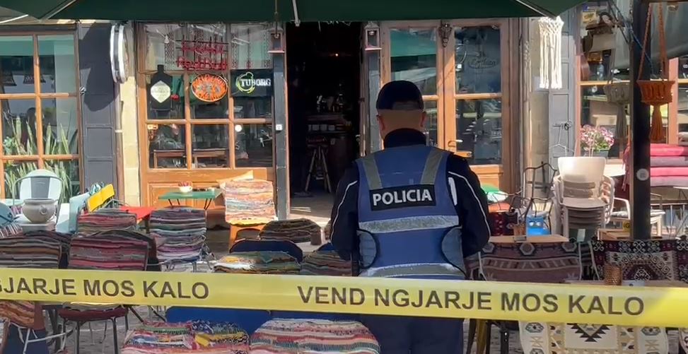 Konflikti për hapësirat publike në Korçë/ Zbardhen detaje nga sherri mes dy pronarëve të lokaleve, tre persona mbetën të plagosur