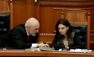 Zbardhet përplasja e fortë Rama-Spiropali/ Kryeministri ultimatum deputetes së PS: O me ne, o përballë nesh, je këtu sepse…