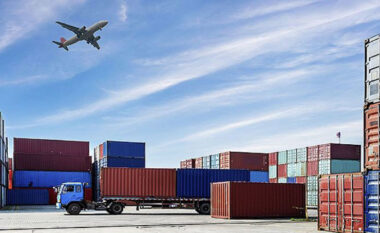 Nafta e shtrenjtë ‘fundos’ transportin me kamion, paralajmërohet bllokim i Portit të Durrësit