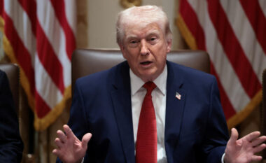 Trump vazhdon ta shtyjë Iranin të arrijë marrëveshje