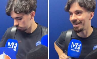 VIDEO/ “Gruaja ime po më telefonon”, momenti qesharak kur Vitinja ndalon intervistën për t’u kthyer menjëherë në shtëpi