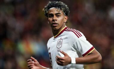 Lamine Yamal dënon thirrjet anti-muslimane