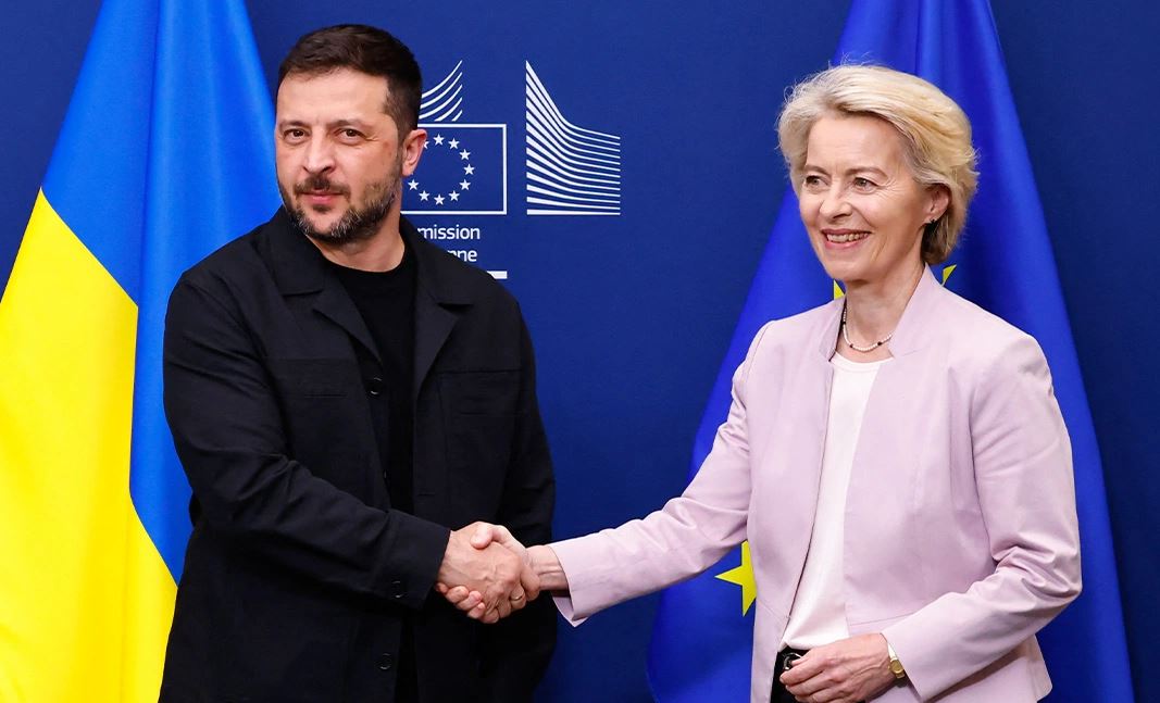 BE miraton unanimisht kredinë 90 miliardë euro për Ukrainën dhe vendos sanksione të reja ndaj Rusisë  Ja si do ndahet shuma  reagon Zelensky  Ditë e rëndësishme 