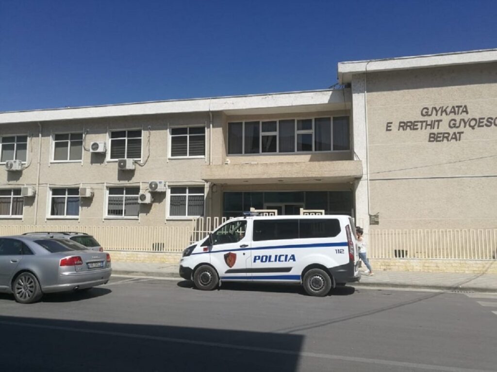Shpërndanin lëndë narkotike në lokal nate, dënohen pronari dhe tre anëtarë të stafit