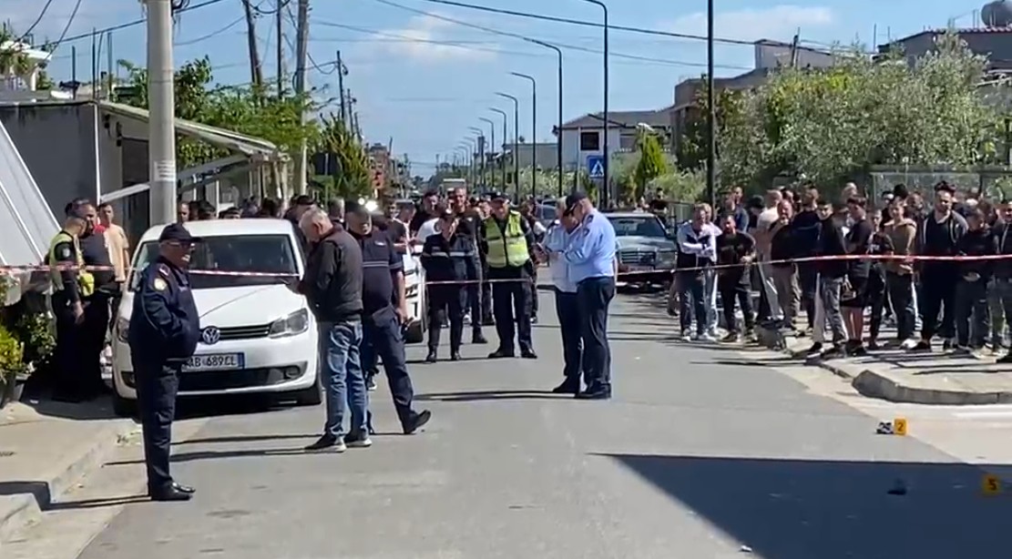 Aksident i rëndë në Durrës, makina përplas tre fëmijë, dy prej tyre humbin jetën! Tjetri në gjendje të rëndë