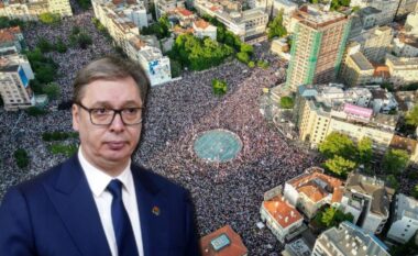Studentët e Beogradit nuk ndalen, protestojnë sërish kundër Vuçiç, kërkojnë zgjedhje të parakohshme: Ne jemi këtu! Drejtësi për tragjedinë e Novi Sad