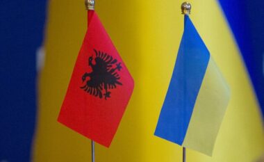Shqipëria tha se nuk do e tërheq trupën diplomatike nga Kievi pavarësisht kërcënimeve të Rusisë, ministri ukrainas: Vlerësojmë mbështetjen e palëkundur të Shqipërisë