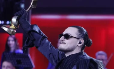 Gjysmëfinalja e dytë e Eurovision, sot performon Shqipëria! Alis Kallaçi interpreton këngën ‘Nân’ i 13-ti