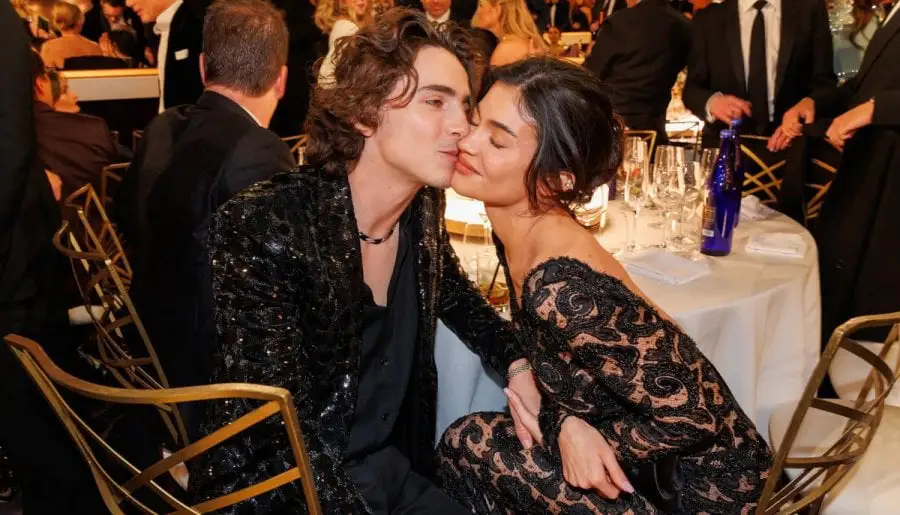 Komenti i Kylie Jenner në postimin e Timothée Chalamet  thyen  internetin