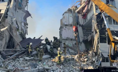 Ukraina sulm me dronë në një shkollë të mesme në Luhansk, humbin jetën katër persona, plagosen 40 të tjerë