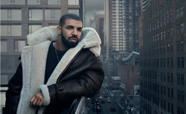 Drake thyen rekord historik në Britani, tre albume njëkohësisht në Top 10 dhe dominon Spotify!