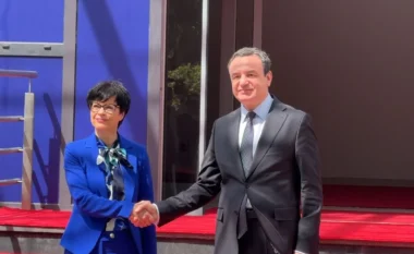 Marta Kos vizitë zyrtarë për herë të parë në Kosovë: Të zgjidhen çështjet me Serbinë. Kurti: Kosova është e rreshtuar me politikën e jashtme të BE