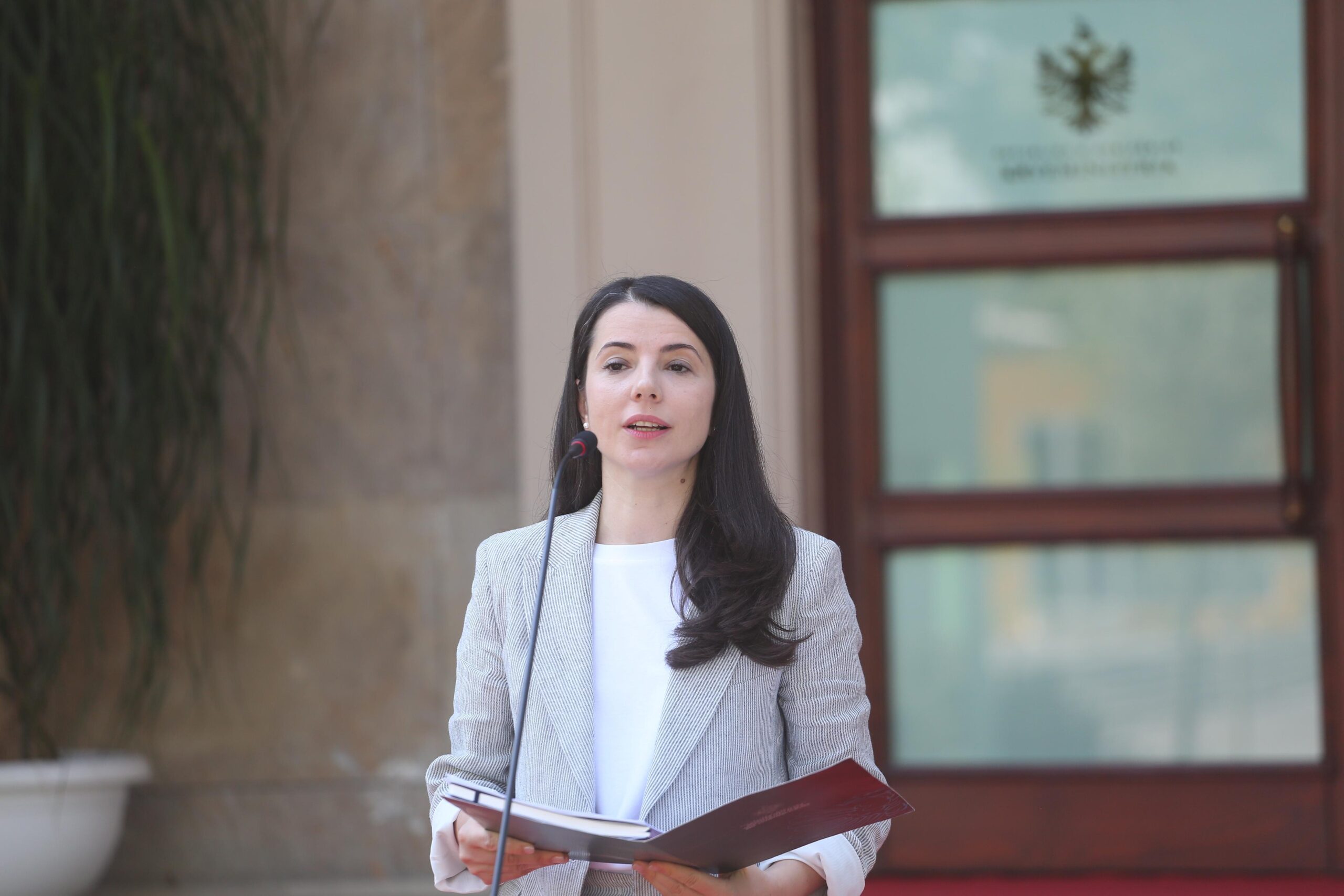 Vdes babai i ministres Pirdeni, përplaset nga një makinë teksa po lëvizte me biçikletë në Tiranë