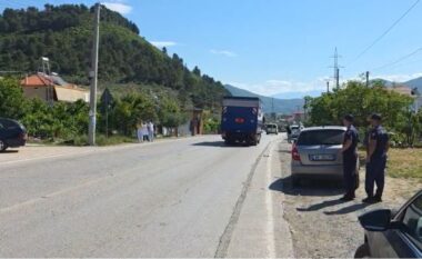Aksident tragjik në aksin Elbasan-Librazhd, mjeti përplas për vdekje fëmijën 7-vjeçar! Po kalonte rrugën për në shkollë