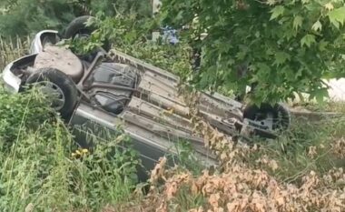 Aksident në aksin Lushnje-Fier/ Makina përfundon në kanal, plagoset 40-vjeçari