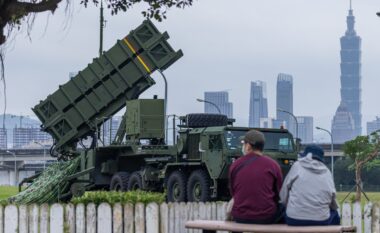 SHBA ndërpret shitjen e armëve prej 14 miliardë dollarësh për Tajvanin, shkak lufta me Iranin