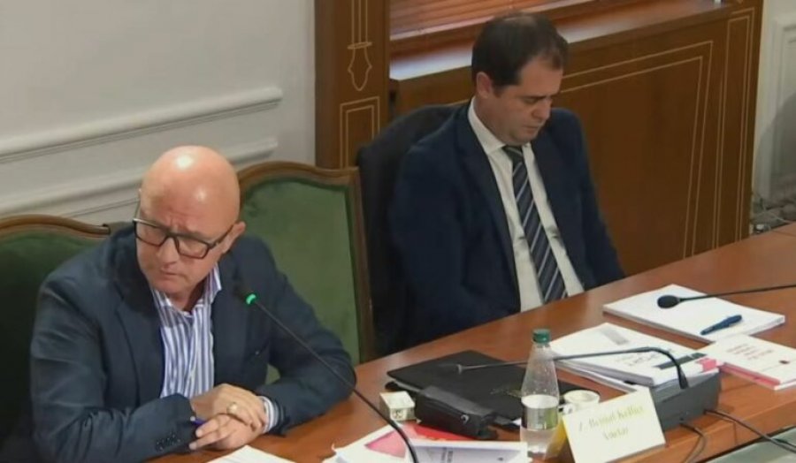 Strazimiri “përplaset” me Manjën për identifikimin elektronik: Çfarë kriteri përmbush AKSHI kur i ka të gjithë njerëzit në burg