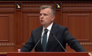 “Prisnit që COELA të mos e kalonte raportin për integrimin”, Balla-opozitës: T’i përgjigjemi këtij momenti historik, shërbejini Shqipërisë dhe lërini urdhrat e partisë