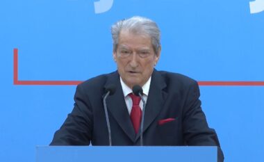 Letra e Salianjit për PPE-të, reagon Kreu i PD: Ai zgjodhi vetëpërjashtimin! Shkresat janë shkruar nga zyra e Ramës, s’kanë vlerë për Sali Berishën