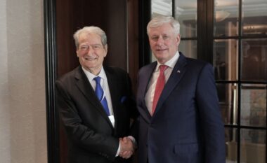 Berisha takohet me presidentin e IDU në Zagreb: Korrupsioni në nivele të larta po mbrohet politikisht, maxhoranca pengoi arrestimin e Ballukut