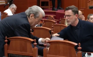 Berisha përplaset me Braçen: Të hoqi Balluku nga Fieri, mirë ta bëri