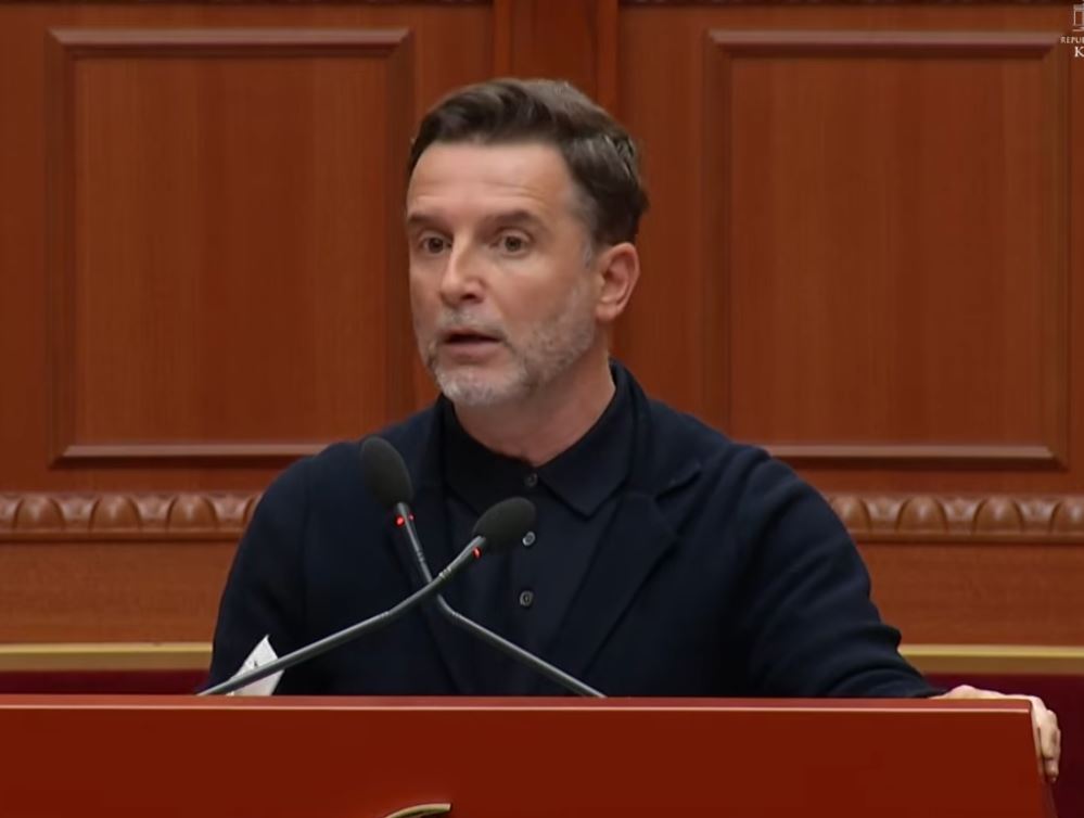 Braçe ngre alarmin në Kuvend: Kontrabandë me naftën Shqipëri–Kosovë! Janë të përfshirë zyrtarë të dy vendeve