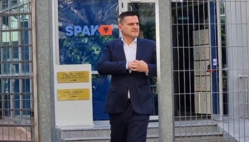 Jep dorëheqjen drejtori i policisë së Tiranës  Elton Alushi