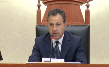 Mazhoranca socialiste rrëzon kërkesën e PD për interpelancë për AKSHI-n, Peleshi: Është në hetim nga SPAK