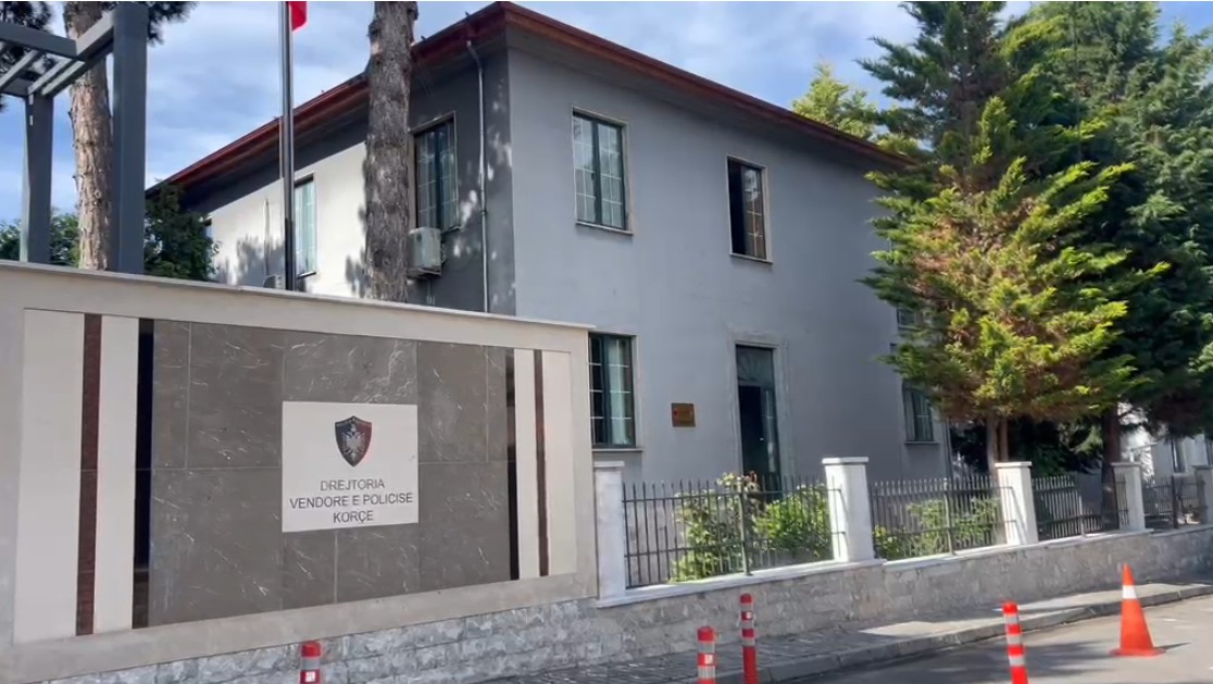 U denoncua për ngacmim s*ksual nga një 21-vjeçare, arrestohet mjeku në Korçë