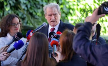 Standardet e dyfishta të Berishës me dosjen e Ballukut?- Kreu i demokratëve: Aty s’jam palë, por ka bashkëpunëtor të drejtësisë, janë të çmuar