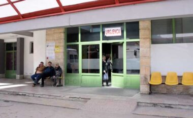 Ngacmimi s*ksual i kirurgut ndaj 21-vjeçares, reagon Spitali i Korçës: Mjeku është pezulluar nga detyra