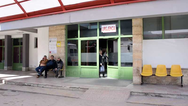 Ngacmimi s*ksual i kirurgut ndaj 21-vjeçares, reagon Spitali i Korçës: Mjeku është pezulluar nga detyra