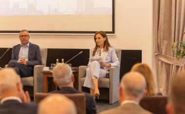 Shqipëria nuk mund të vazhdojë me këtë model ekonomik/ Jorida Tabaku me bizneset gjermane: Duhen tërhequr investime që ndërtojnë industri