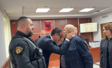 Tha se do bënte burg për Veliajn, Robert Ndrenika: Ishte metaforë! Nuk e di për çfarë akuzohet