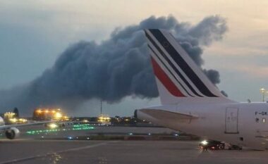 VIDEO- Zjarr i përmasave të mëdha pranë aeroportit ‘Charles de Gaulle’ në Paris