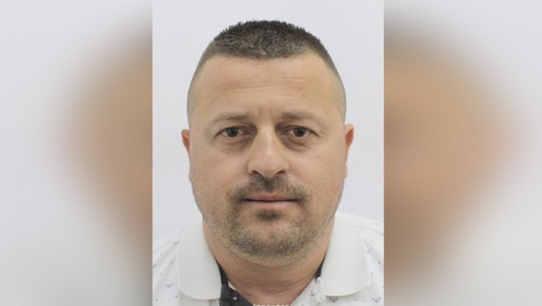 U vra me me armë zjarri  ky është 45 vjeçari Valter Lleshi