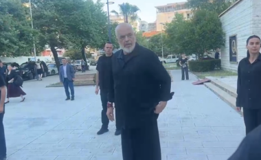 Protestat? Rama për gazetarin italian: Jeta vazhdon, punët ecin përpara! Unë i gjunjëzohem vetëm Giorgia Melonit