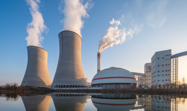 Extreme heat weakens nuclear power   France forced to shut down the  Golfech 2  reactor