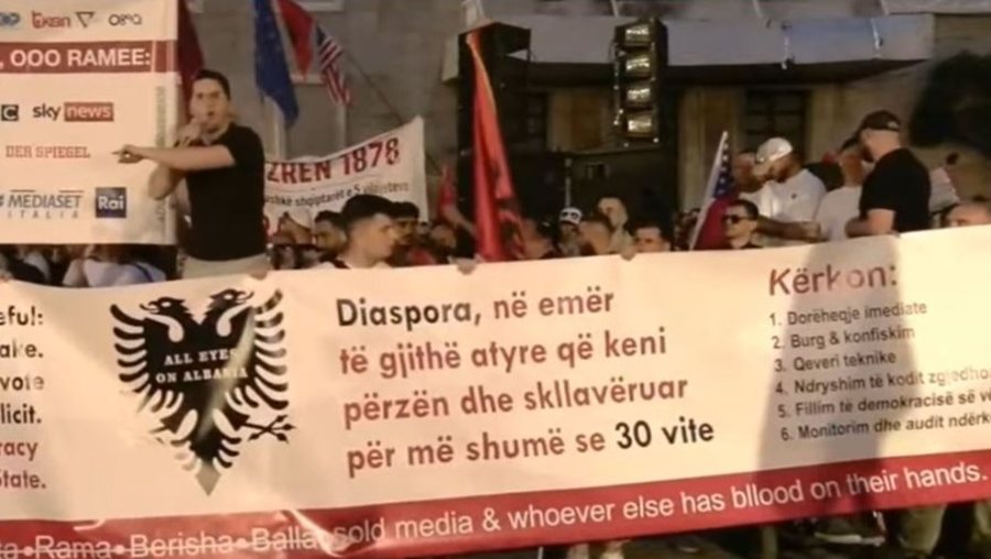 iu-bashkuan-sot-protestes-shqiptaret-e-diaspores-parashtrojne-6-kerkesa