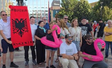 Sot protesta e 17-të, qytetarët nisin të mblidhen në sheshin “Skënderbej” për të marshuar drejt Kryeministrisë