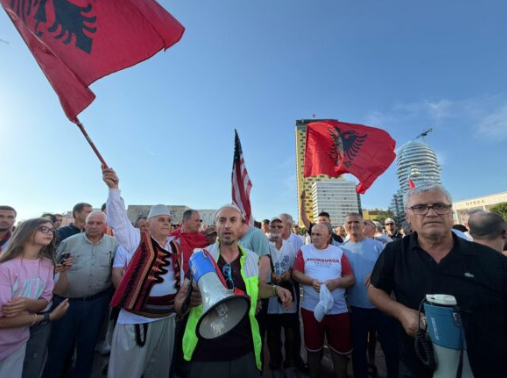 “Pa rini nuk ka Shqipëri”, Qytetarët përsërisin th