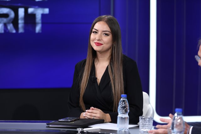  Rama po çon vendin drejt BE së   Sara Mila  Në fillim pata ndjesi të mira për protestën  por tani ka humbur busullën