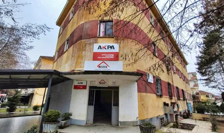 Prokuroria lëshon 14 urdhër-arreste për zyrtarë të Kadastrës së Dibrës! Në kërkim bashkëpunëtori i Ulsi Manjës