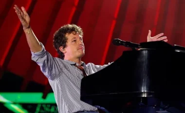 Charlie Puth anulon koncertin në Florida për shkak të problemeve shëndetësore